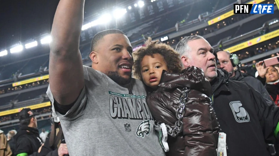 WATCH: Saquon Barkley Celebrates NFC Title Win With Girlfriend Anna Congdon