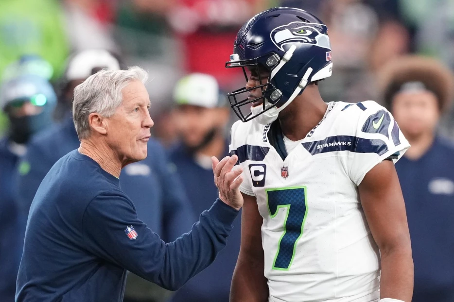 Cowboys Executive Stephen Jones Reveals Real Reason for Contacting Pete Carroll, and It Wasn’t for HC Role