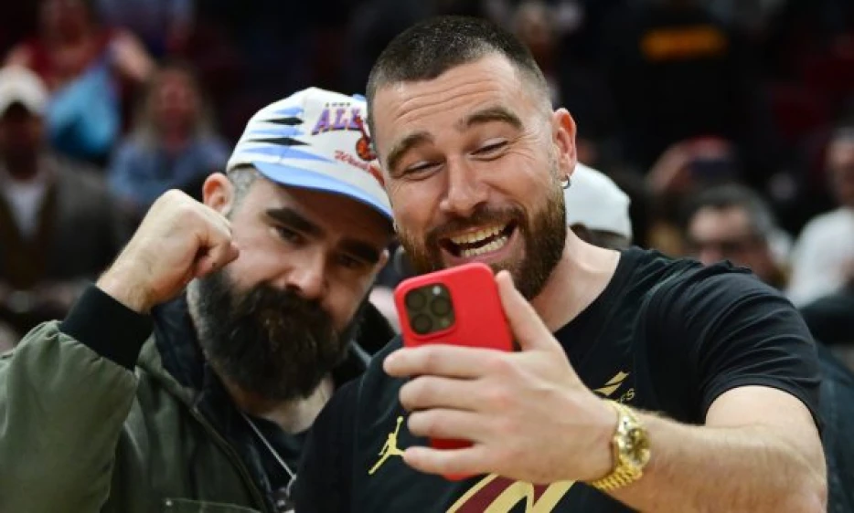 Jason Kelce's NSFW response to Taylor Swift and Travis Kelce's award nomination was perfect