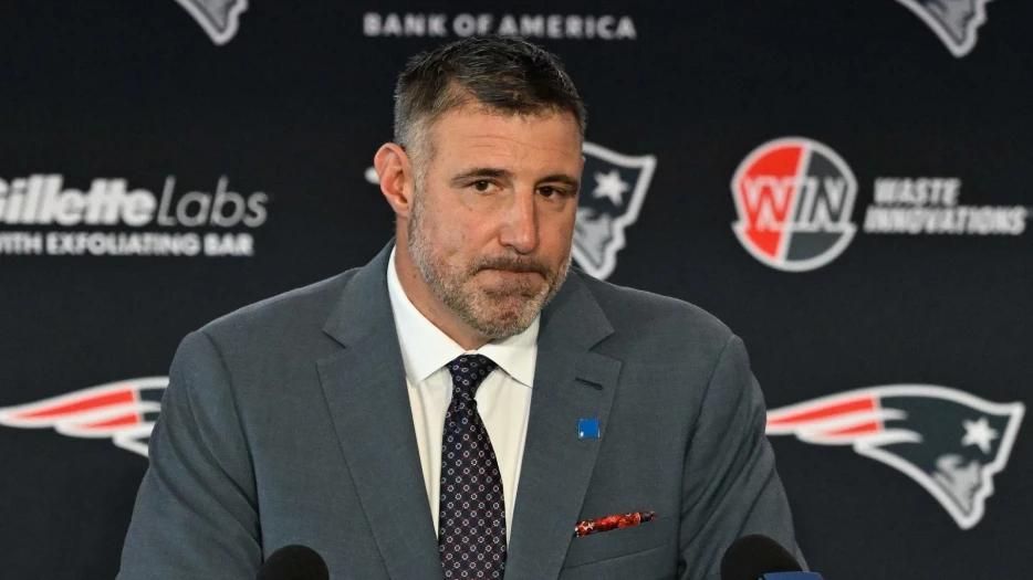 Patriots Rumors: Mike Vrabel Finds Brian Belichick Replacement