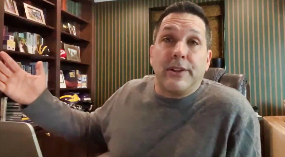 “I Really Didn’t Wanna Leave”: NFL Insider Adam Schefter Reveals Why He Abruptly Left NFL Network For ESPN In Candid Interview