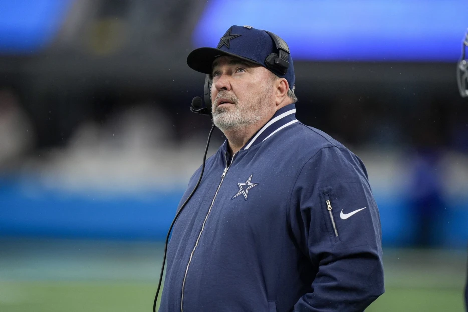 NFL Analyst Calls Time of Death on Ex-Cowboys HC Mike McCarthy’s Career