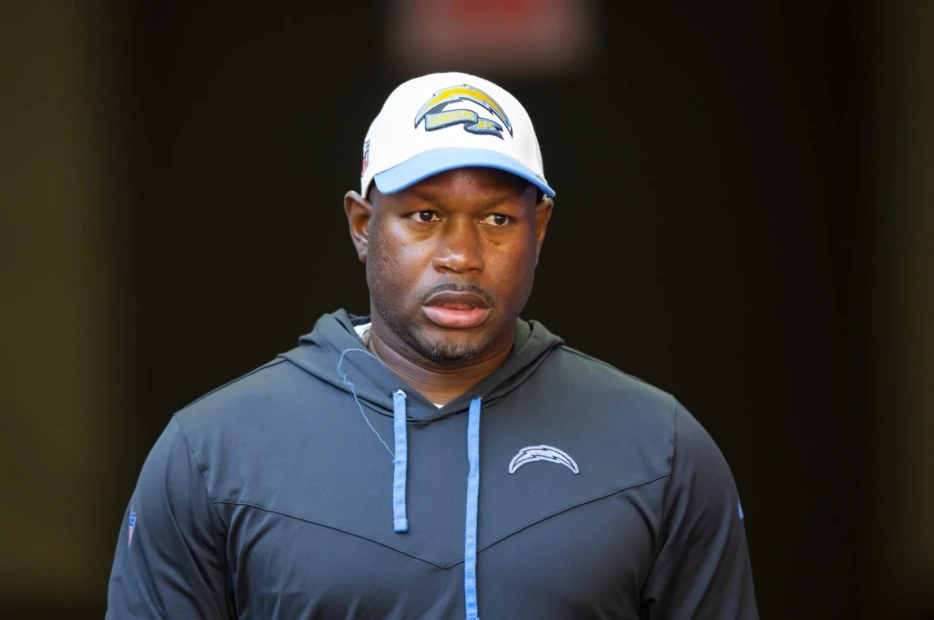 Panthers Adding Former Chargers DC Renaldo Hill To Staff