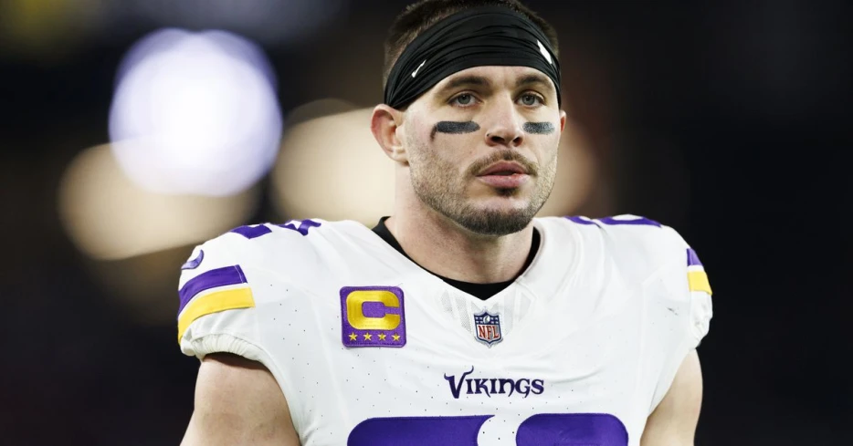 Two Key Vikings Secondary Members Considering Retirement