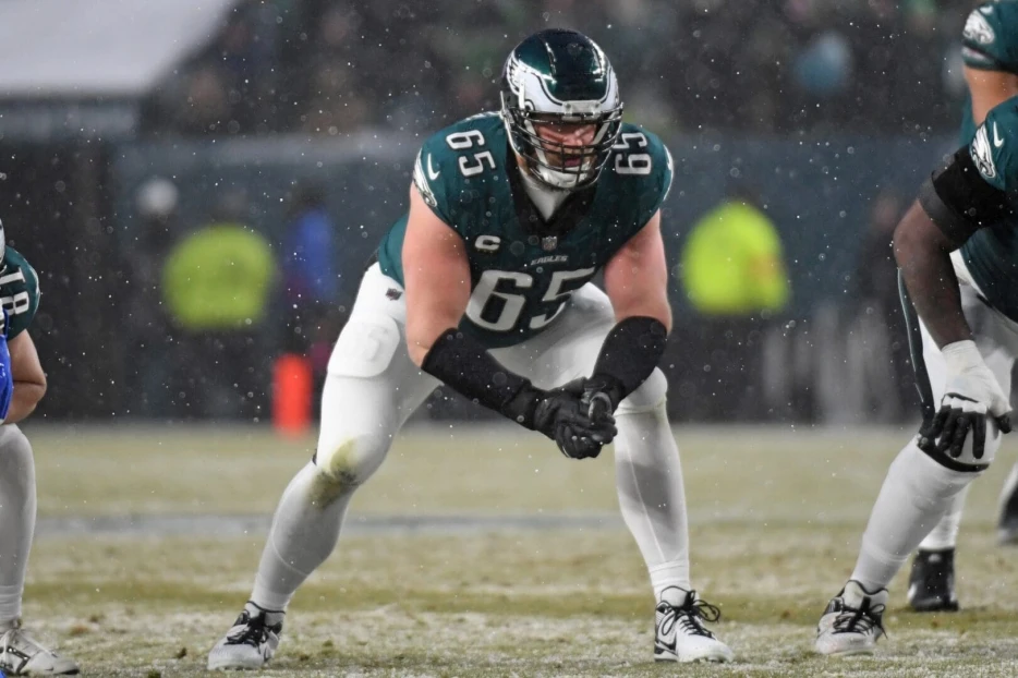 Eagles RT Lane Johnson Planning To Play Next Season