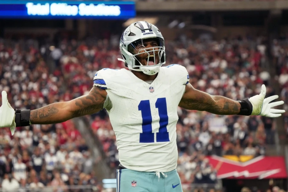 NFC Notes: Micah Parsons, Dak Prescott, Shedeur Sanders, Cowboys, Giants