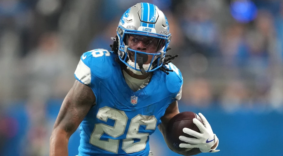 NFL Fans Were Left In Shock Over Story About The Adoptive Parents Of Lions Superstar RB Jahmyr Gibbs