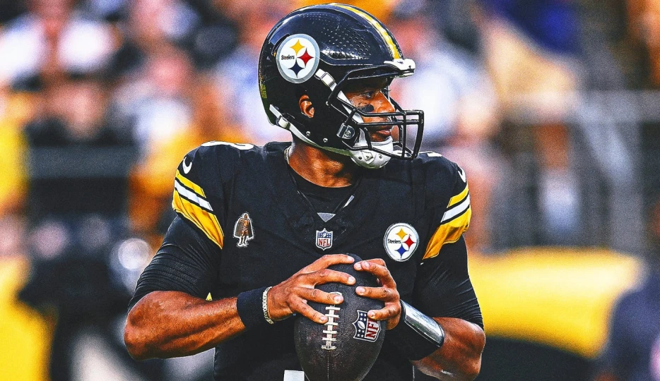 Russell Wilson sidesteps Raiders rumors, says he's 'focused on the Steelers'