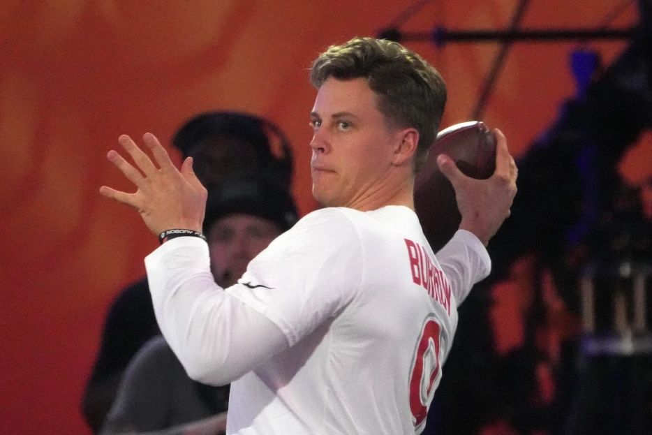 ‘This Dude Hates Joe Burrow’ – Fans Call Out Super Bowl-Winning DE for Bold Take on Bengals’ $275,000,000 QB