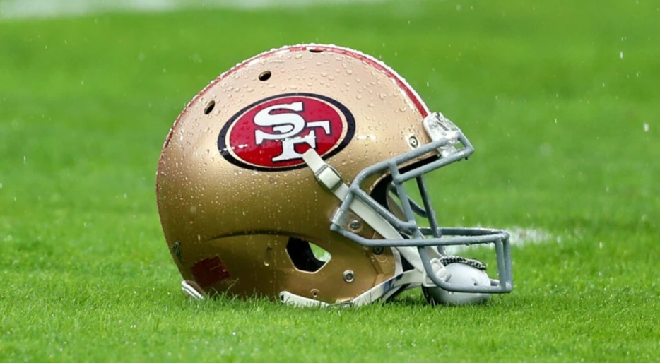 REPORT: San Francisco 49ers Emerge As Favorites To Land Superstar QB In The Offseason