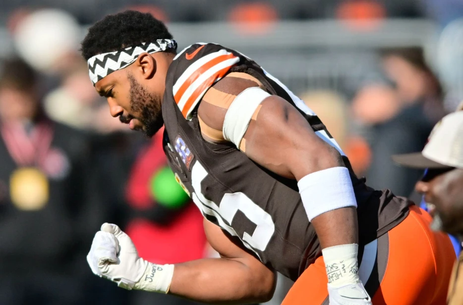 Browns Defensive Player of the Year Myles Garrett Requests Trade