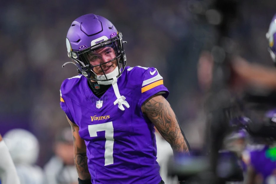 Byron Murphy Aiming For Significant Raise; Vikings-Camryn Bynum Deal In Play