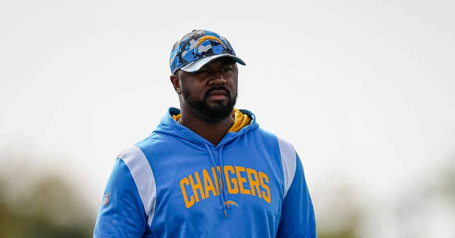 Cowboys hiring Derrick Foster to coach running backs