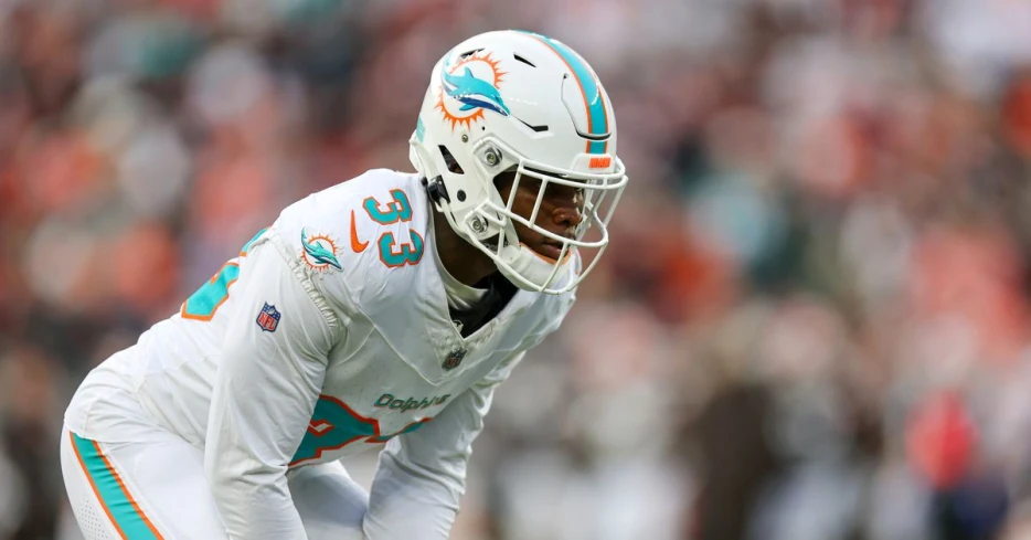 Dolphins free agents 2025: Walk, tag, re-sign - Siran Neal