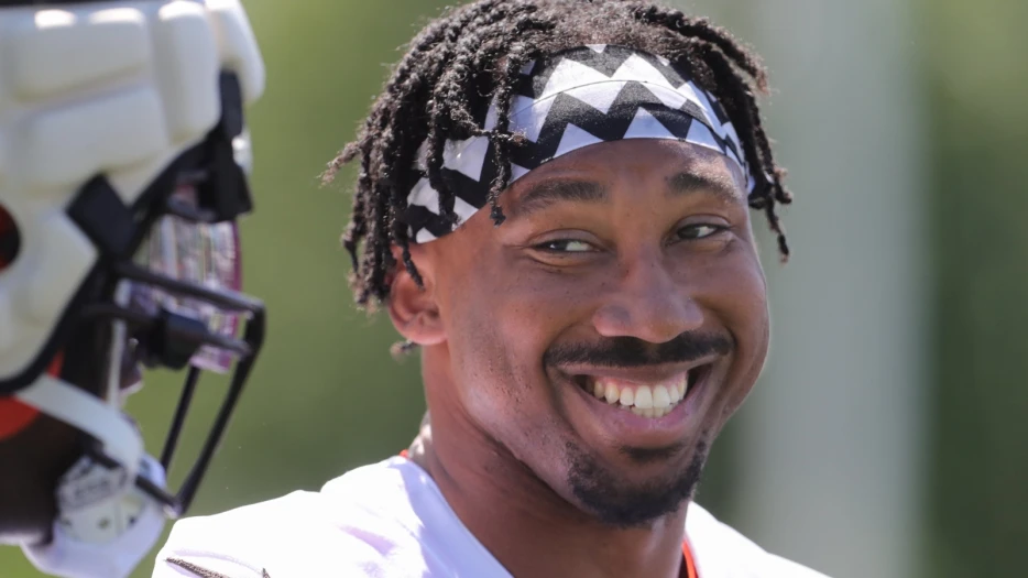 Myles Garrett Takes Jab At Browns GM While Cleveland Pushes Back On Trade Request