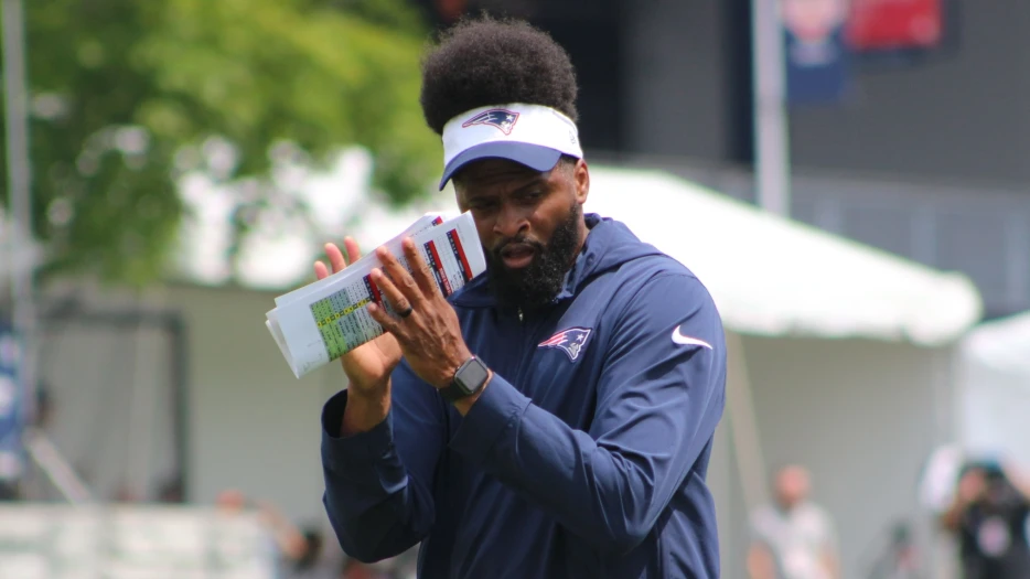 NFL Rumors: Cowboys Hire Ex-Patriots Assistant On Jerod Mayo’s Staff