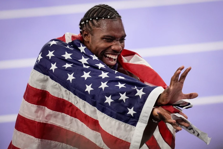 Olympic Gold Medalist Noah Lyles Brutally Roasts Tyreek Hill After Winning 60m Final