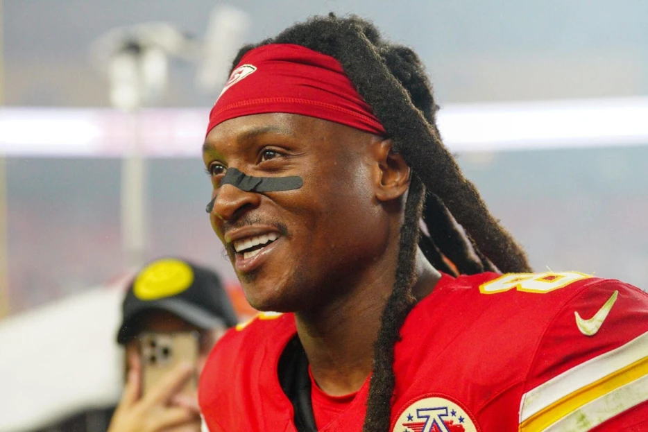 DeAndre Hopkins Gives Backstory On How Trade From Titans To Chiefs Went Down