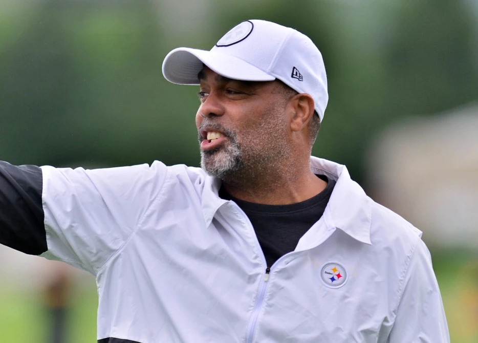 Analytics: Teryl Austin’s 2024 Steelers Defense a Tale of Two Seasons