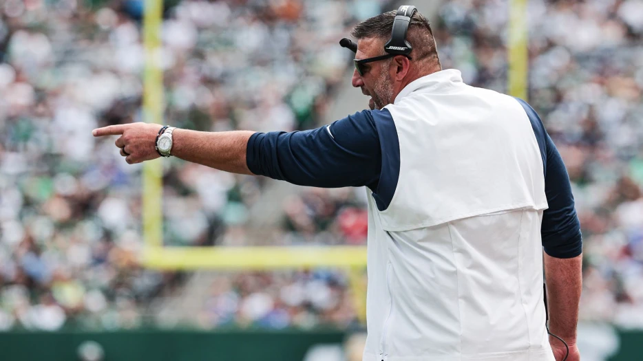 Four Takeaways After Patriots Reveal Mike Vrabel’s Coaching Staff