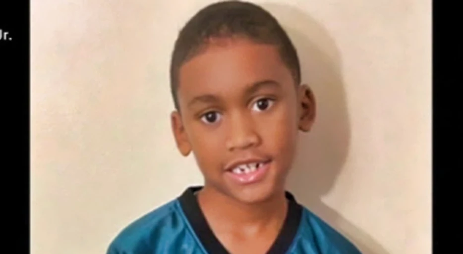 “Get This Kid To The Super Bowl”: Social Media Is Falling In Love With Heroic 10-Year-Old Eagles Fan Who Needed Brain Surgery After Saving His Sister’s Life During Philly Plane Crash