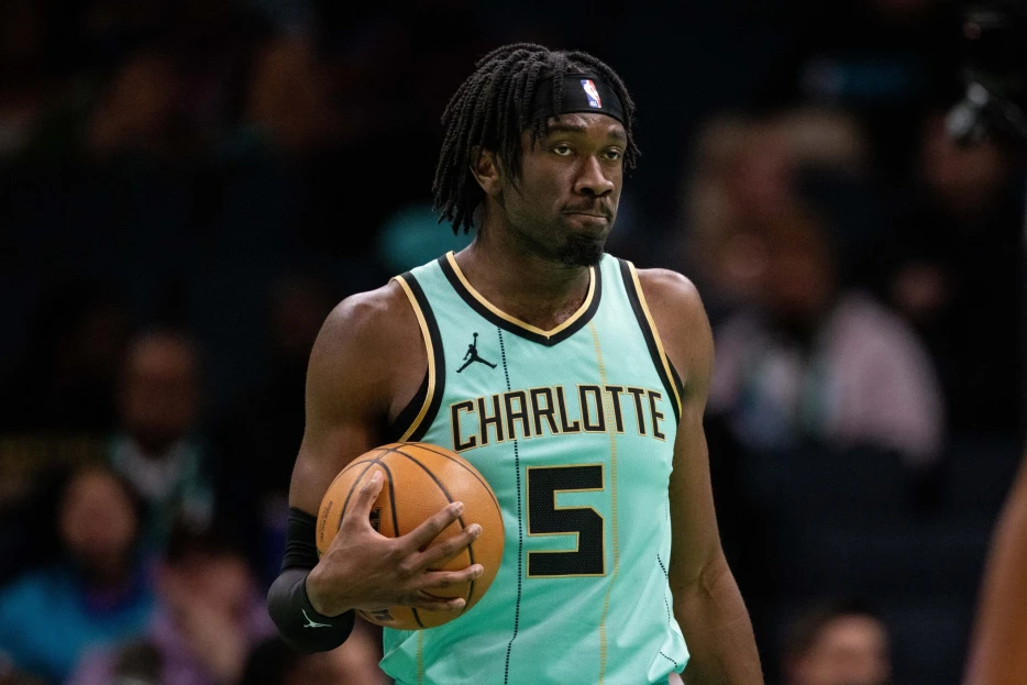 Lakers Acquire Mark Williams From Hornets In Blockbuster Trade: Complete Details and Analysis