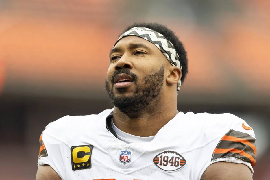 Myles Garrett Reveals He Called NBA Legend LeBron James for Advice About Requesting Trade From Cleveland Browns