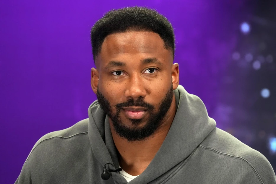 Myles Garrett Shares NFL Equivalent of NBA’s Shocking Luka Dončić, Anthony Davis Lakers-Mavs Trade