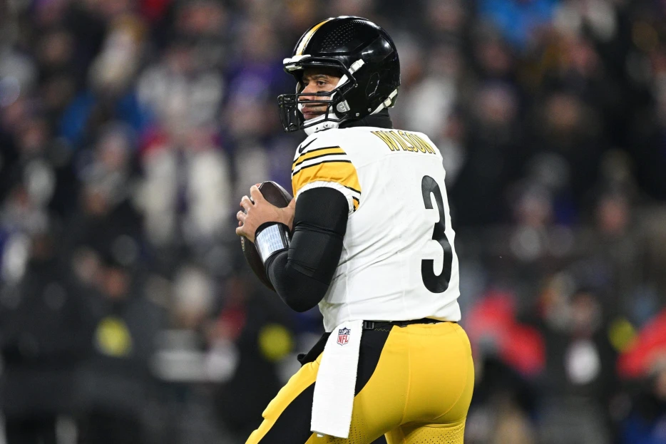 NFL Insider Provides Shocking Update on Russell Wilson’s Future, Steelers’ QB Situation