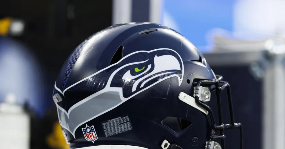 Seahawks offensive assistant leaves for Mike Vrabel’s Patriots coaching staff