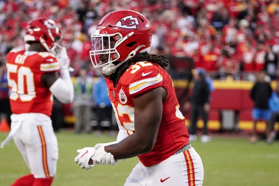 Spagnuolo: LB Nick Bolton Is The ‘Patrick Mahomes’ Of Chiefs Defense