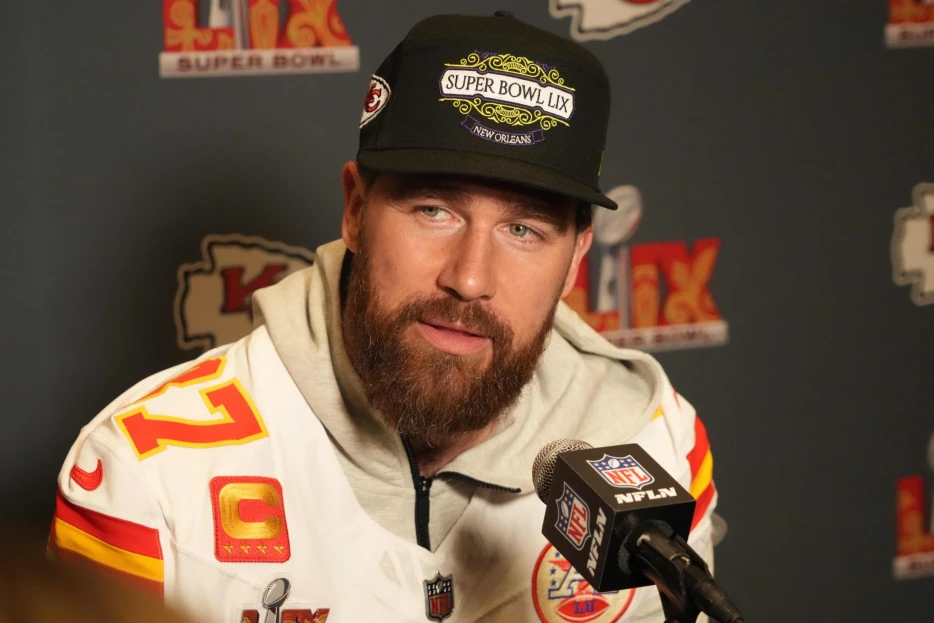 Travis Kelce Fed Up With Chiefs Officiating Narrative, Confronts Media For ‘Leaning Into This Whole Ref Thing’