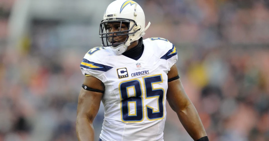 Antonio Gates named to Pro Football Hall of Fame Class of 2025