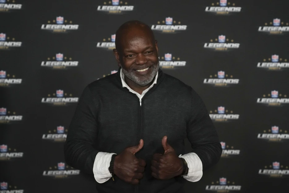 Cowboys Legend Emmitt Smith Offers Scathing Critique of Jerry Jones and the State of Dallas’ Organization