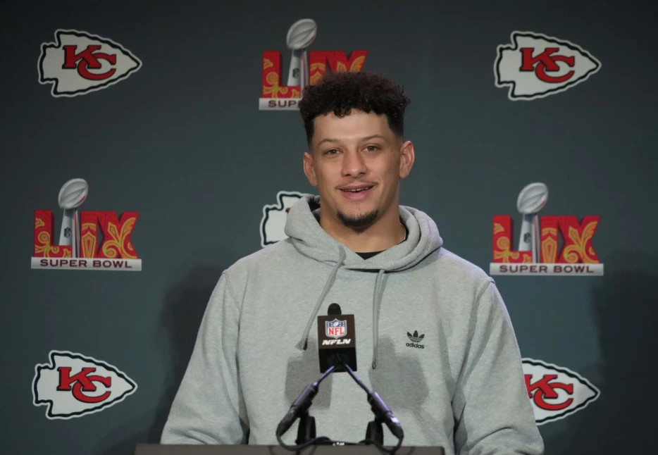 Patrick Mahomes Praises Jalen Hurts Ahead of Super Bowl