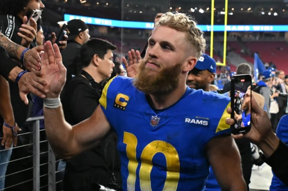 Should Steelers trade Calvin Austin III for Rams star WR Cooper Kupp?