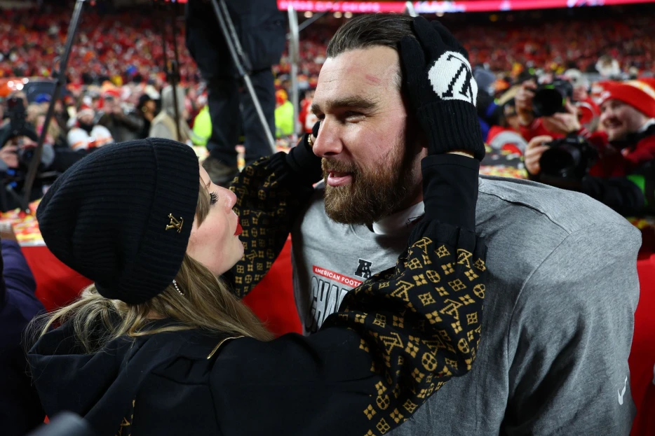 Travis Kelce’s Dad, Ed, Envisions His Son and Taylor Swift ‘Really Connecting More’ After Super Bowl