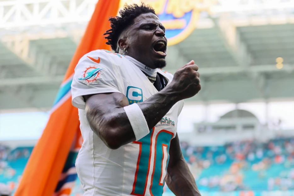 Tyreek Hill Sends Strong Message to Miami Dolphins, Tua Tagovailoa After Settling Public Trade Demand