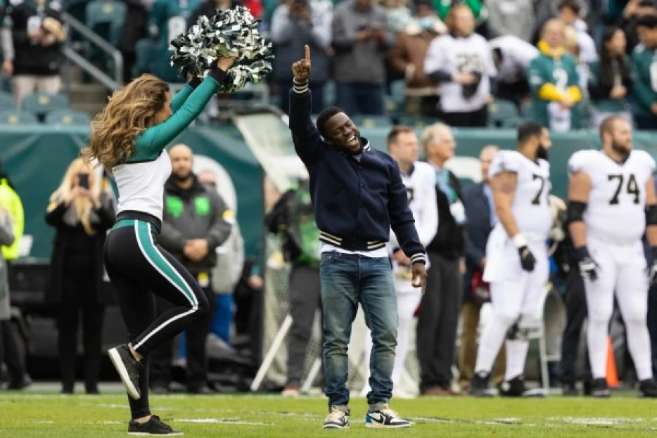 Will Kevin Hart be at the Super Bowl to cheer on the Eagles?