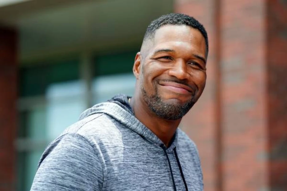 Giants legend Michael Strahan recalls being pranked by Andy Reid