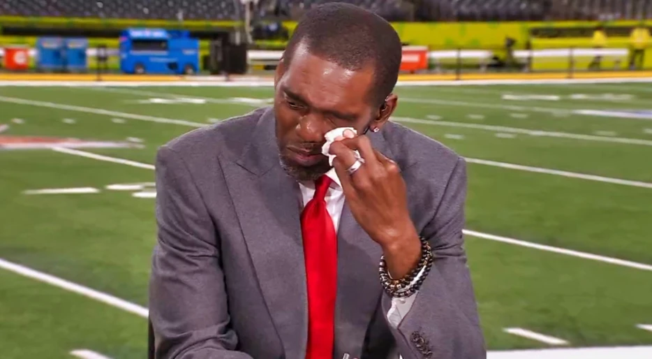 Randy Moss Was Crying His Eyes Out During Incredibly Emotional Return To ‘NFL Countdown’ For Super Bowl 59 Amid His Fight With Cancer