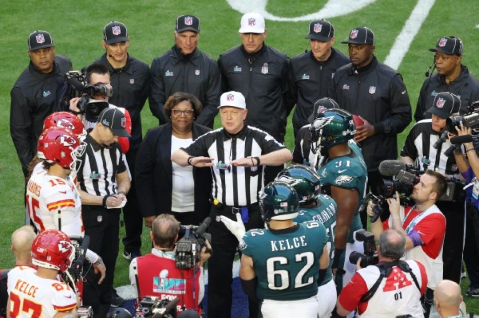 Super Bowl 2025: Chiefs vs. Eagles kickoff schedule and open thread