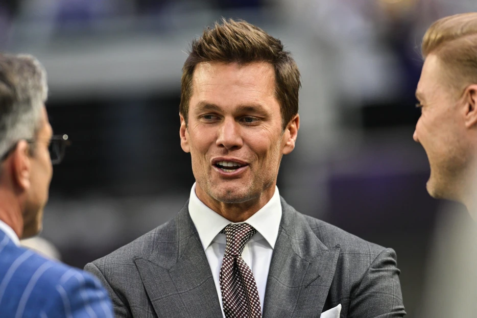 Tom Brady Takes Shots at Nick Foles, Pokes Fun at His Super Bowl Drop in Self-Deprecating Commercial