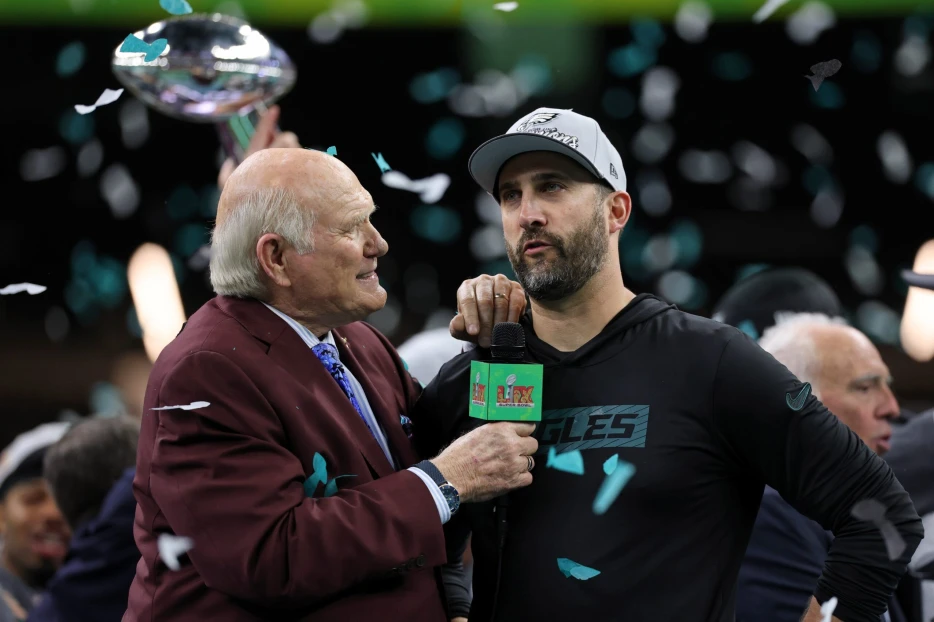 ‘Greatest Coach in Eagles History’ – Fans Praise Nick Sirianni After HC Leads Philadelphia To Bully-Ball Win in Super Bowl vs. Chiefs