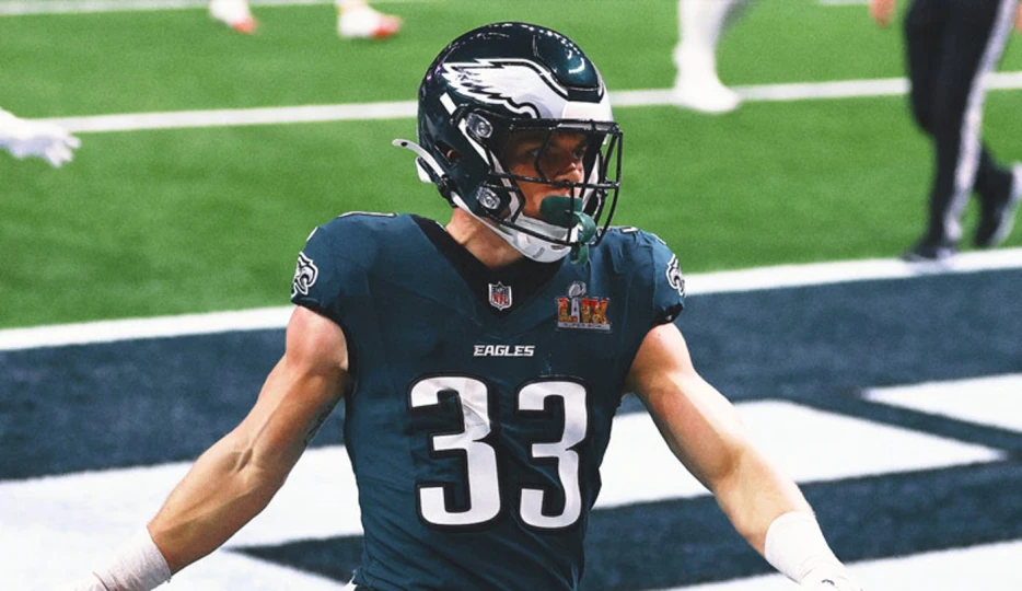 Happy birthday! Eagles' Cooper DeJean lights candle with Super Bowl pick-six