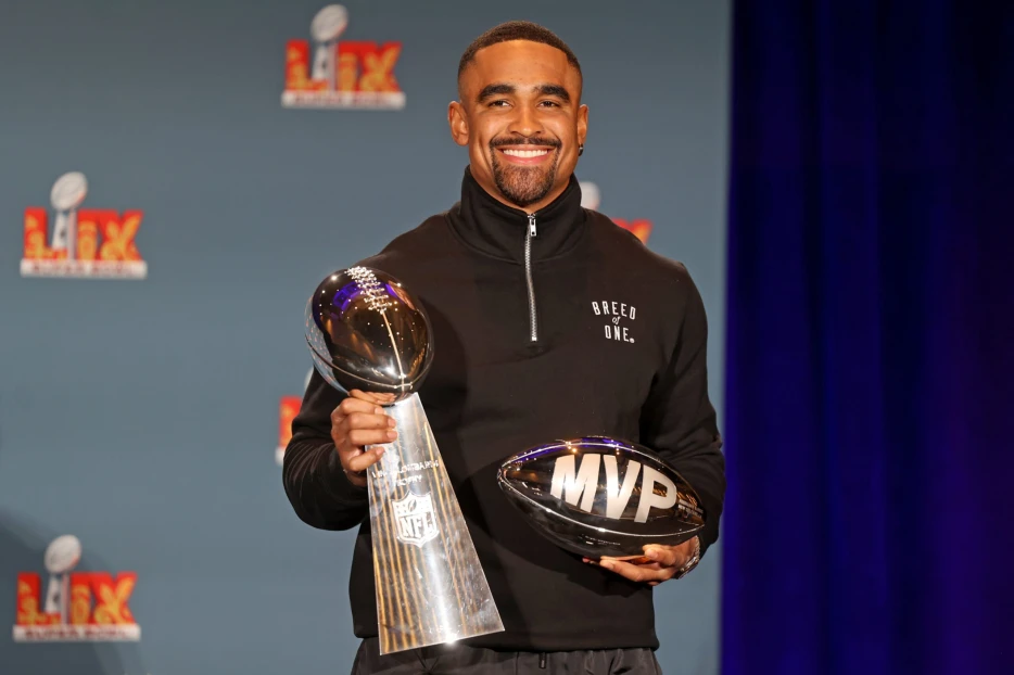 Jalen Hurts Is Already At Disney World After Super Bowl Win