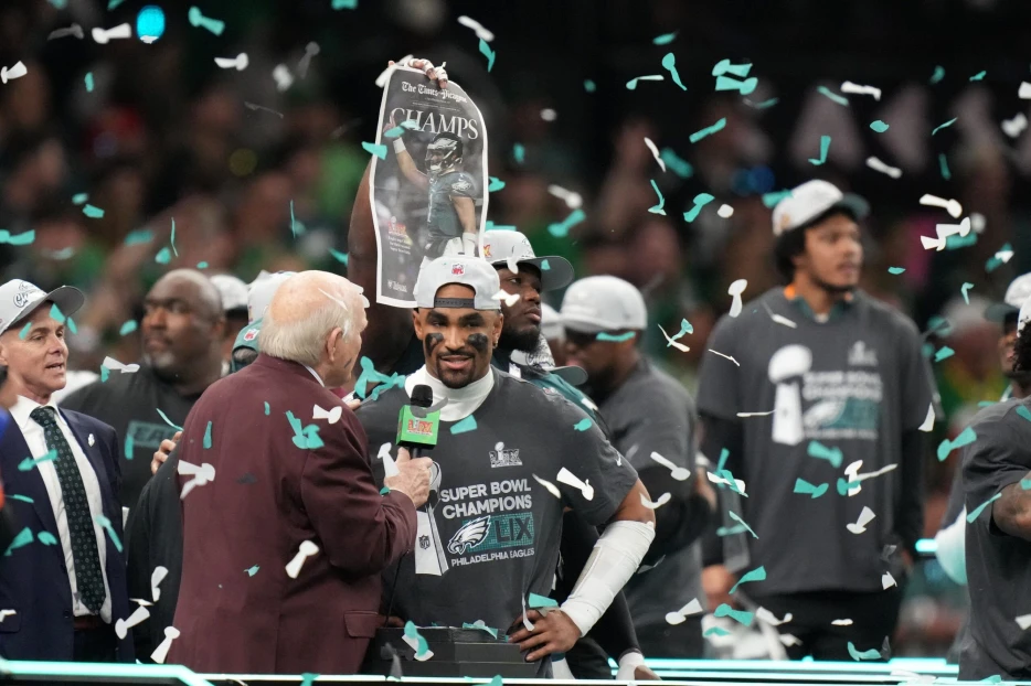 Jalen Hurts Poses for Iconic Picture After Crushing Win Over Chiefs in Super Bowl 59