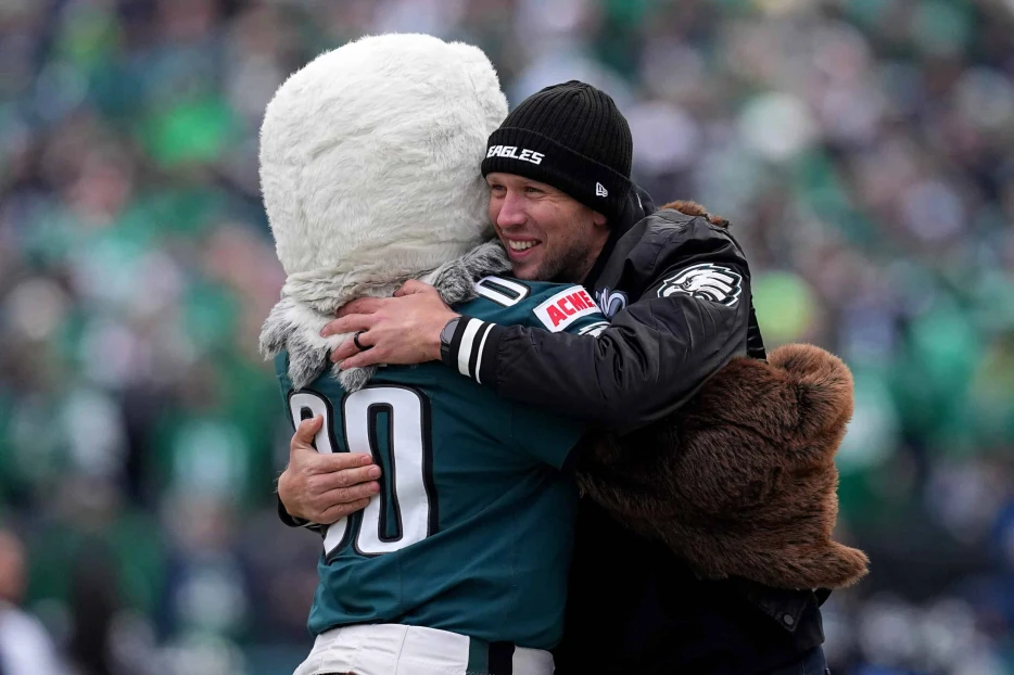 Nick Foles Took A Jab At Tom Brady After Eagles’ Super Bowl Win