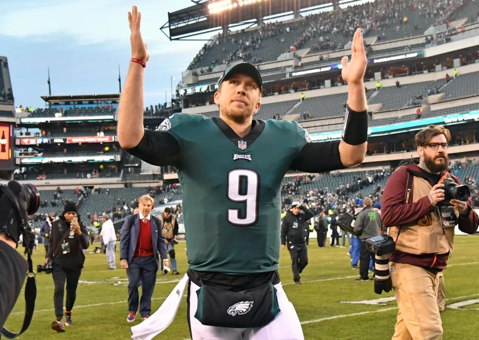 Nick Foles Totally Cooked Tom Brady