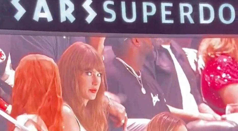 Thousands Of Fans Unleashed Thunderous Boos After Taylor Swift Was Shown On Jumbotron At Super Bowl 59